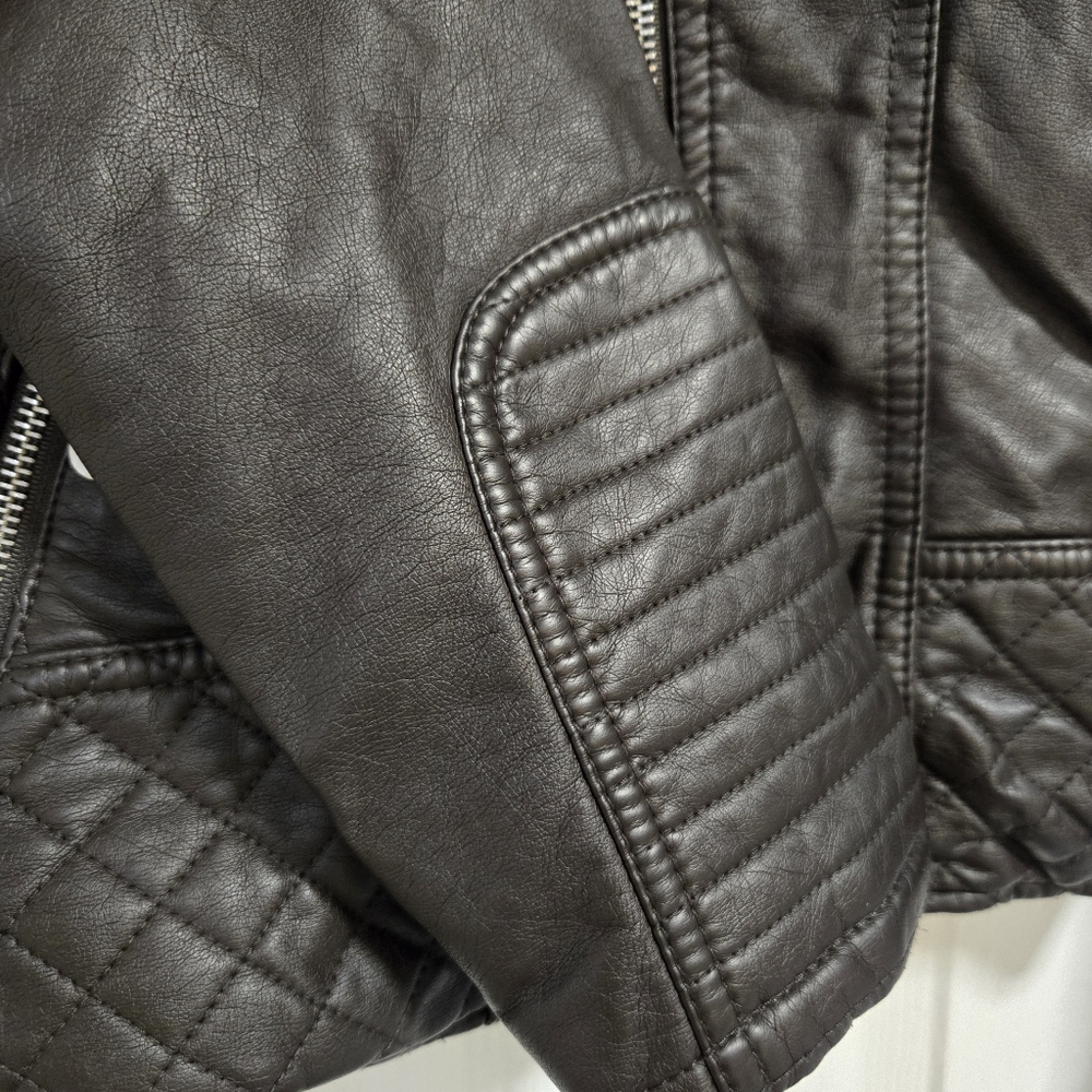 YMI Women's Faux Leather Fur Lined Bomber Motorcycle Full Zip Jacket Small - Picture 6 of 15